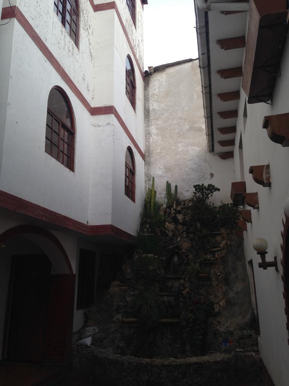 Hospedaje Casa Blanca 瓦拉斯 外观 照片